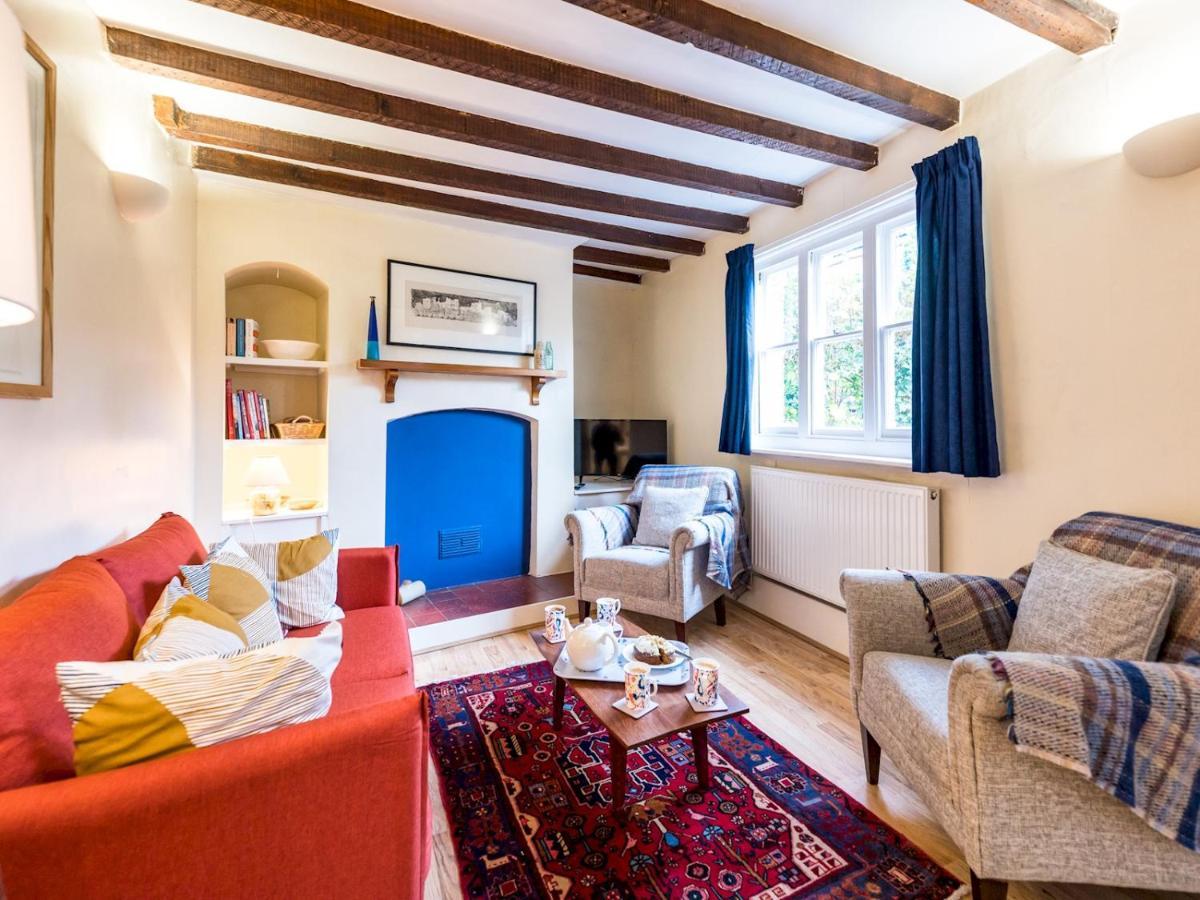 Pass The Keys Cosy 2 Bedroom Victorian Cottage Ludlow Exterior photo