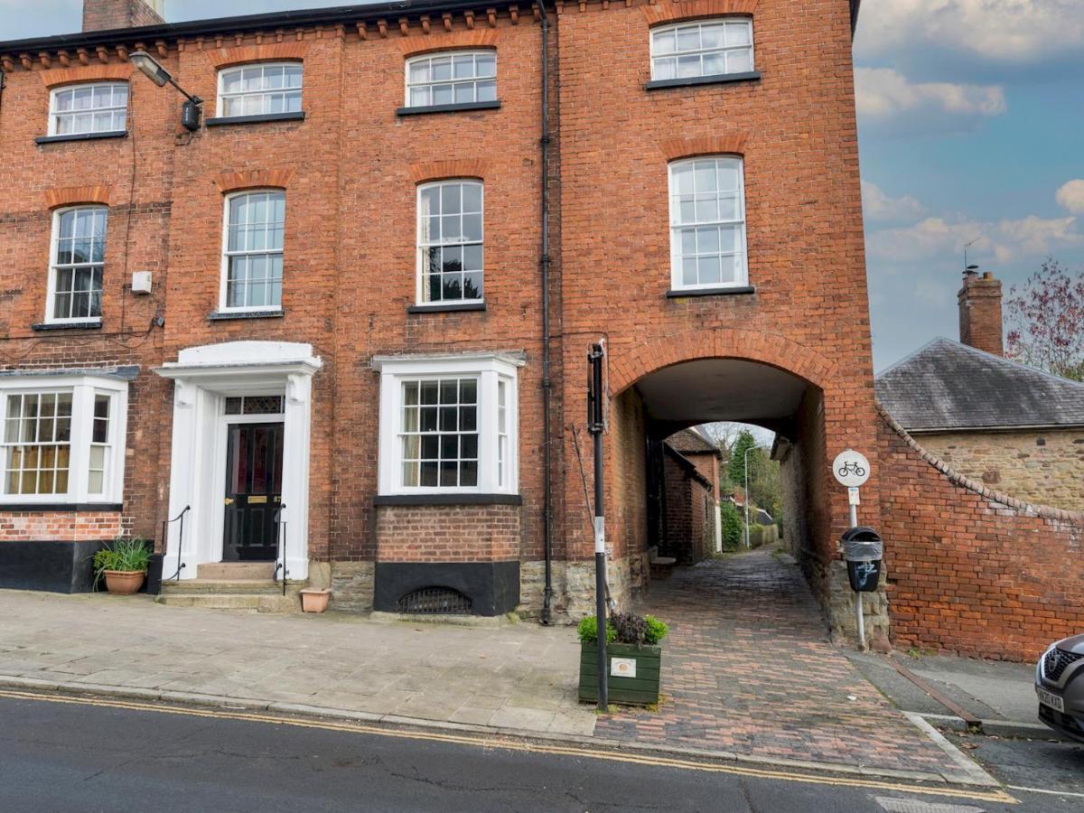 Pass The Keys Cosy 2 Bedroom Victorian Cottage Ludlow Exterior photo